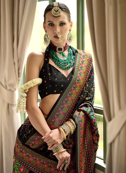 Black Banarasi Saree look for Wedding
