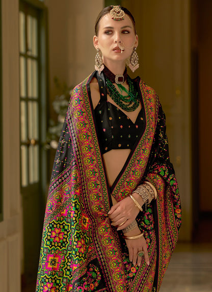 Black Banarasi Saree look for Wedding
