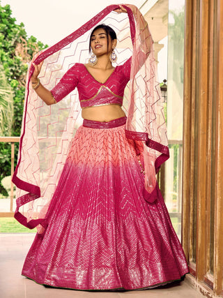 Stylish lehenga choli for wedding Party