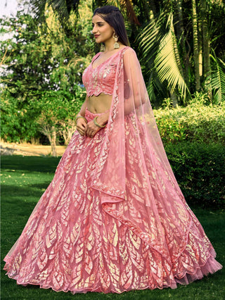 light pink lehenga, bridal