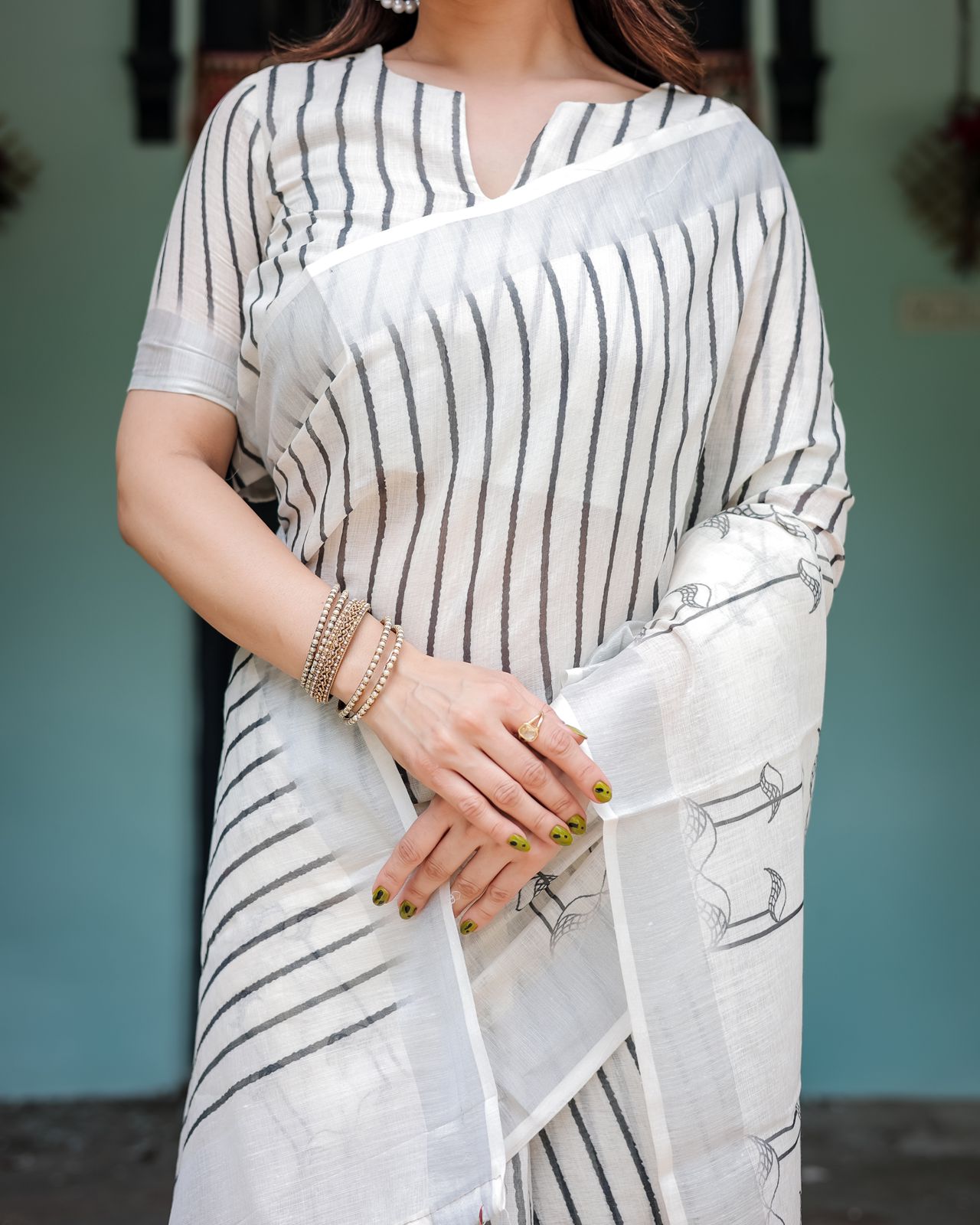 White color linen printed saree with blouse price