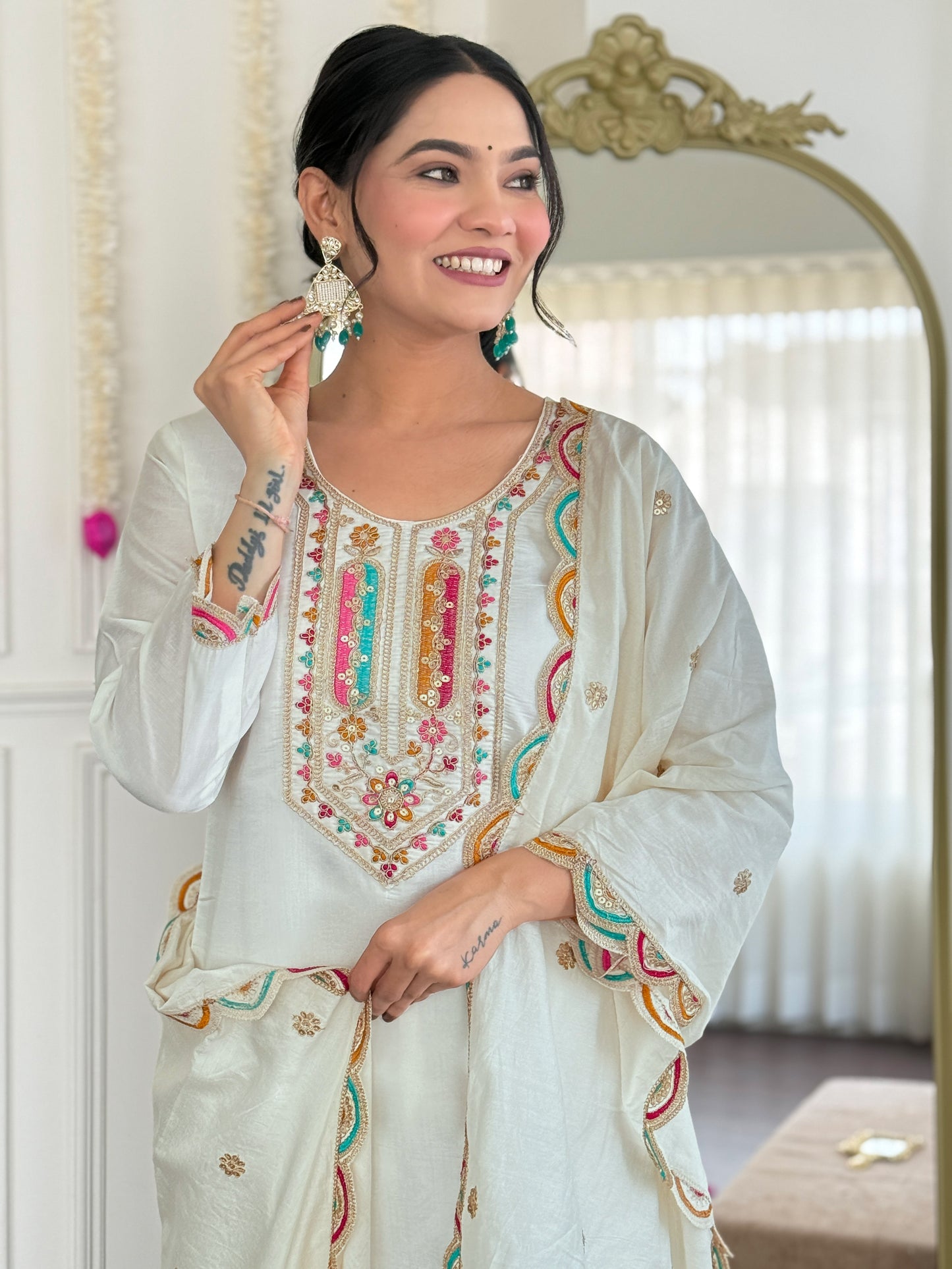 White color viscose chanderi salwar suit for wedding