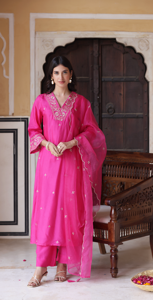 Pink color viscose chanderi saree for women