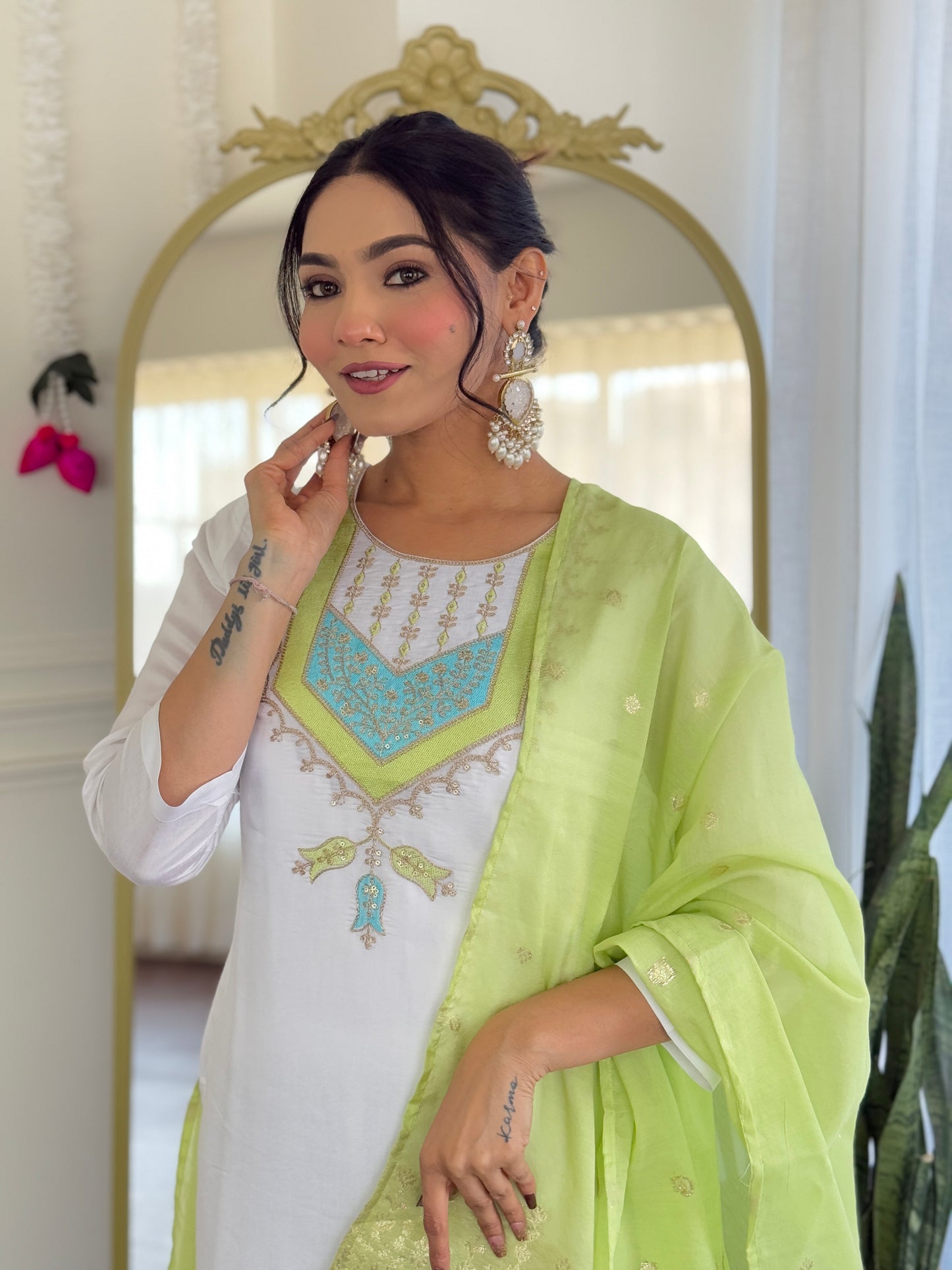White color viscose chanderi salwar suit with dupatta