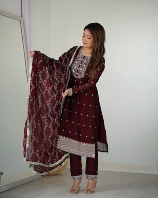 Maroon Kurta Set with Dupatta
