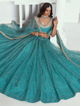 Rama green Lehenga jewellery combination
