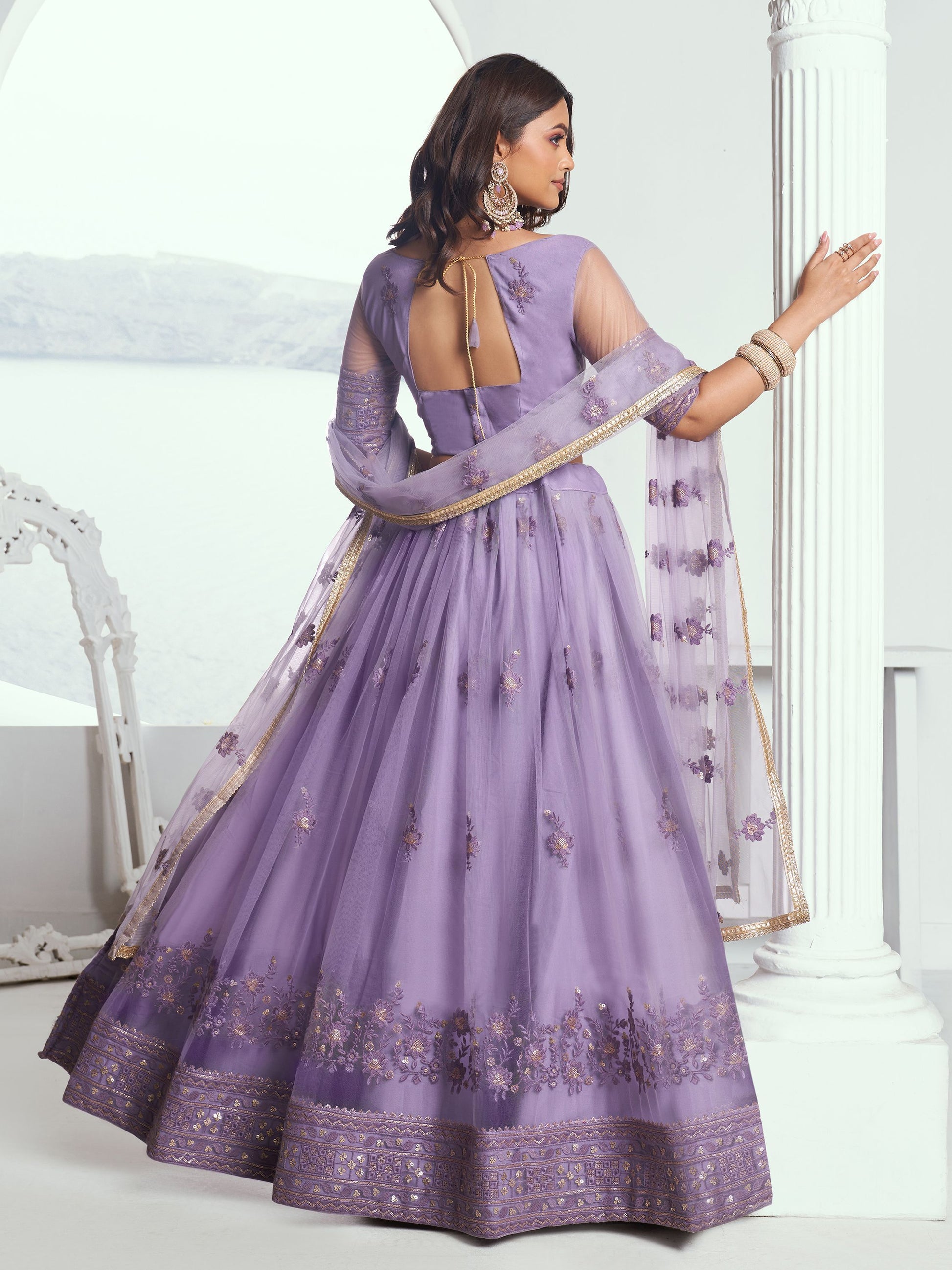 Lavender Color Zari Sequins Work Lehenga Choli For Engagement MADE TO MEASURE / Lavender Lavender Color Zari Sequins Work Lehenga Choli For Engagement MADE TO MEASURE / Lavender