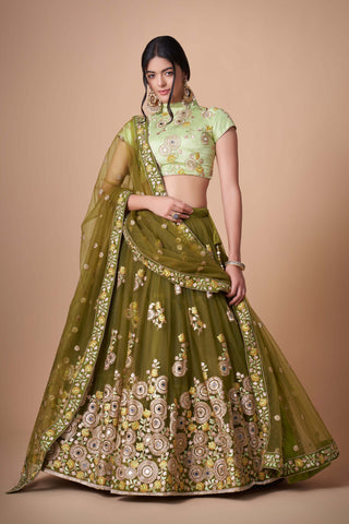 soft net mehendi lehenga bridal