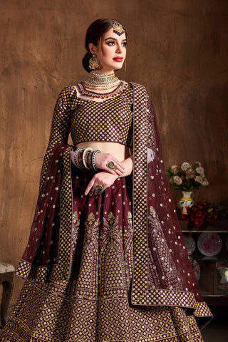 Maroon bridal lehenga with jewellery