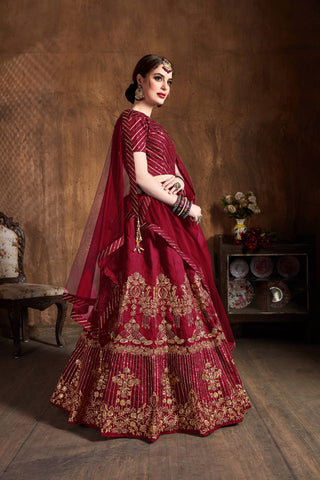 Simple red lehenga for wedding