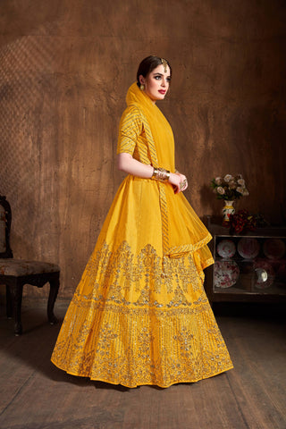 Simple yellow Lehenga for Haldi