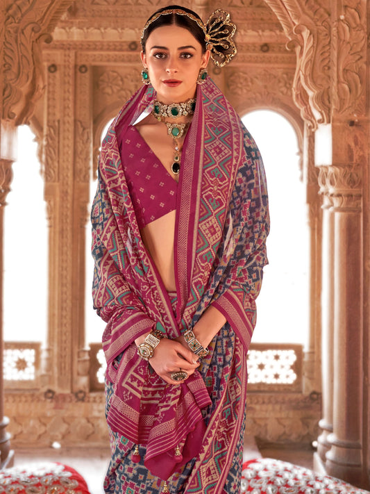 Dark blue color georgette saree for women
