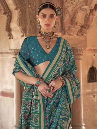 Teal green color georgette saree with blouse online