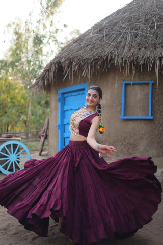 Purple Choli With Beautiful Blouse