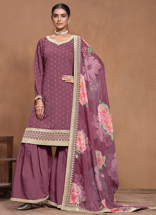 Women onion salwar suit for wedding
