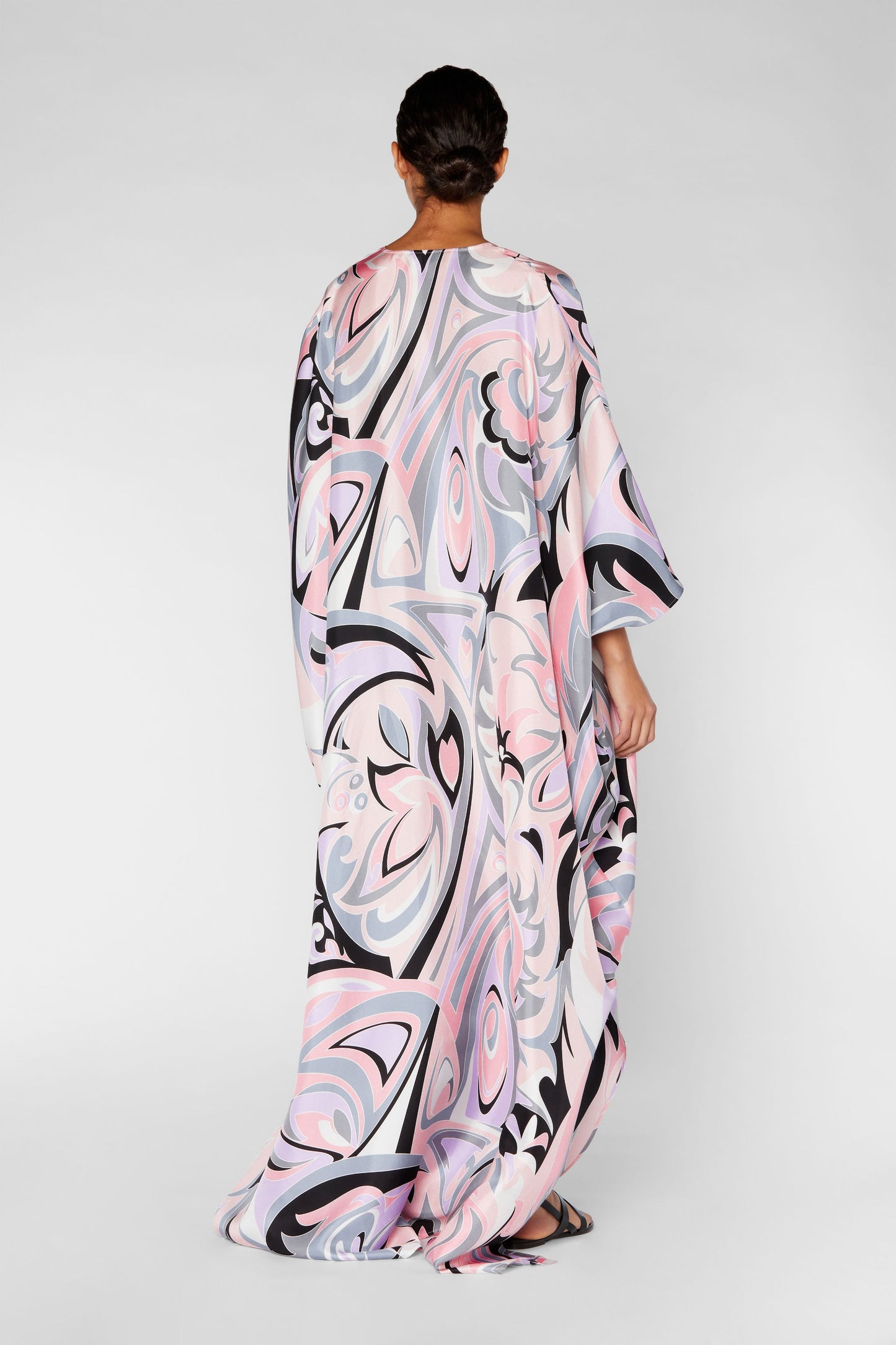 Kaftan neck design