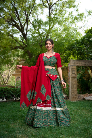 green chaniya choli blouse designs for navratri