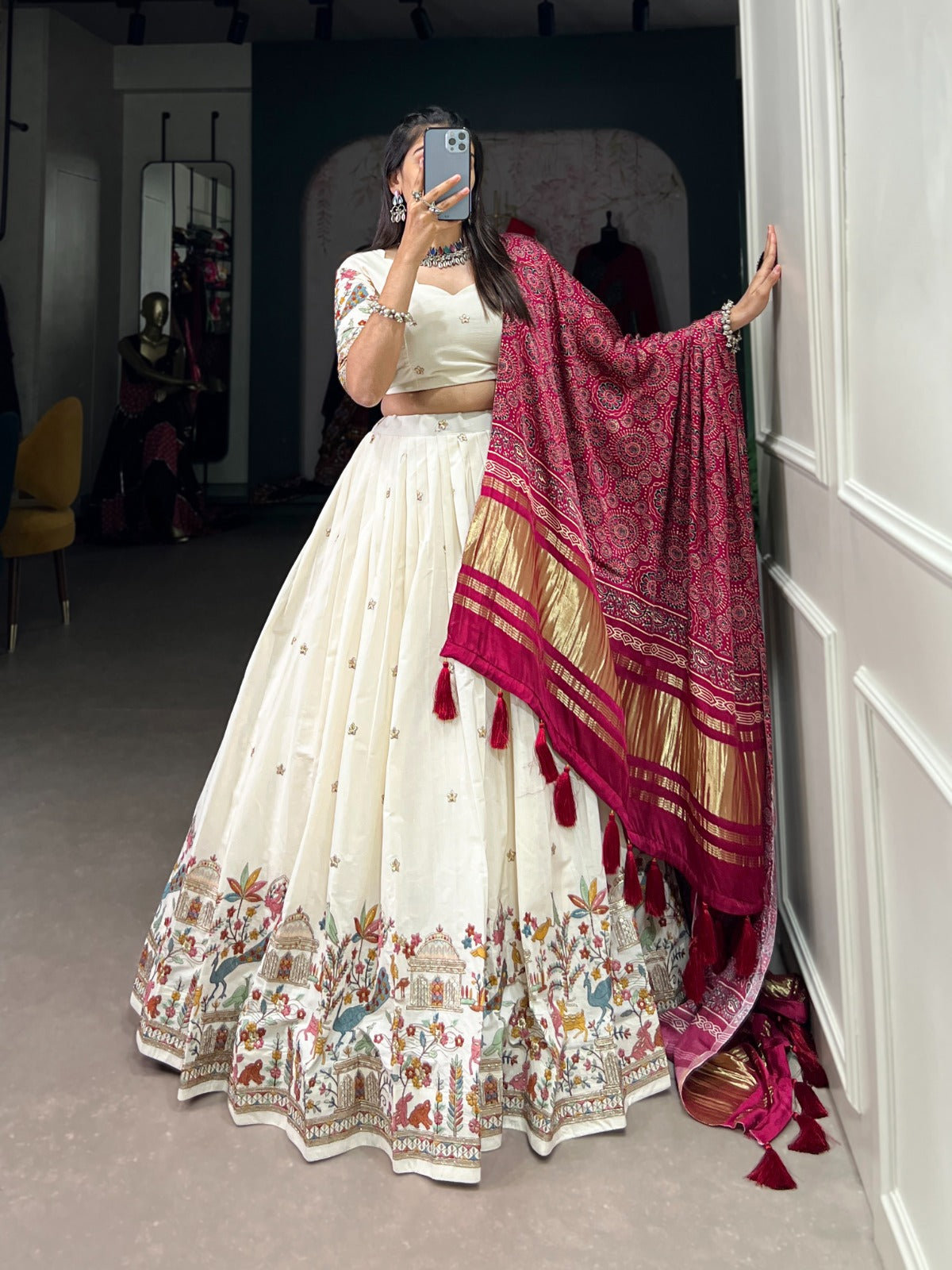 Trendy chaniya choli for navratri 2025