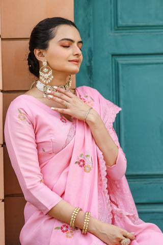 Simple baby pink saree wedding
