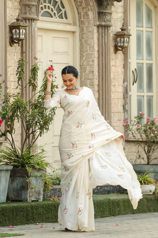 Modern white bridal saree
