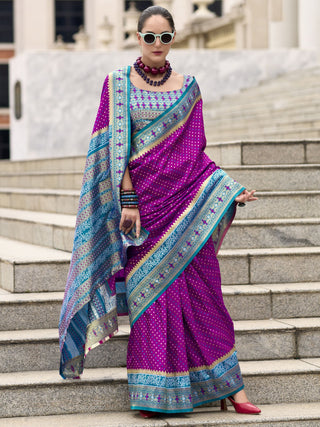 Magenta color saree party wear
