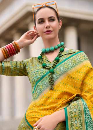 Simple yellow banarasi saree look for wedding
