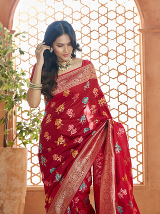 Red Banarasi saree Sabyasachi
