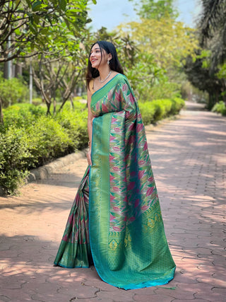 Bottle Green Kanchipuram Silk Saree
