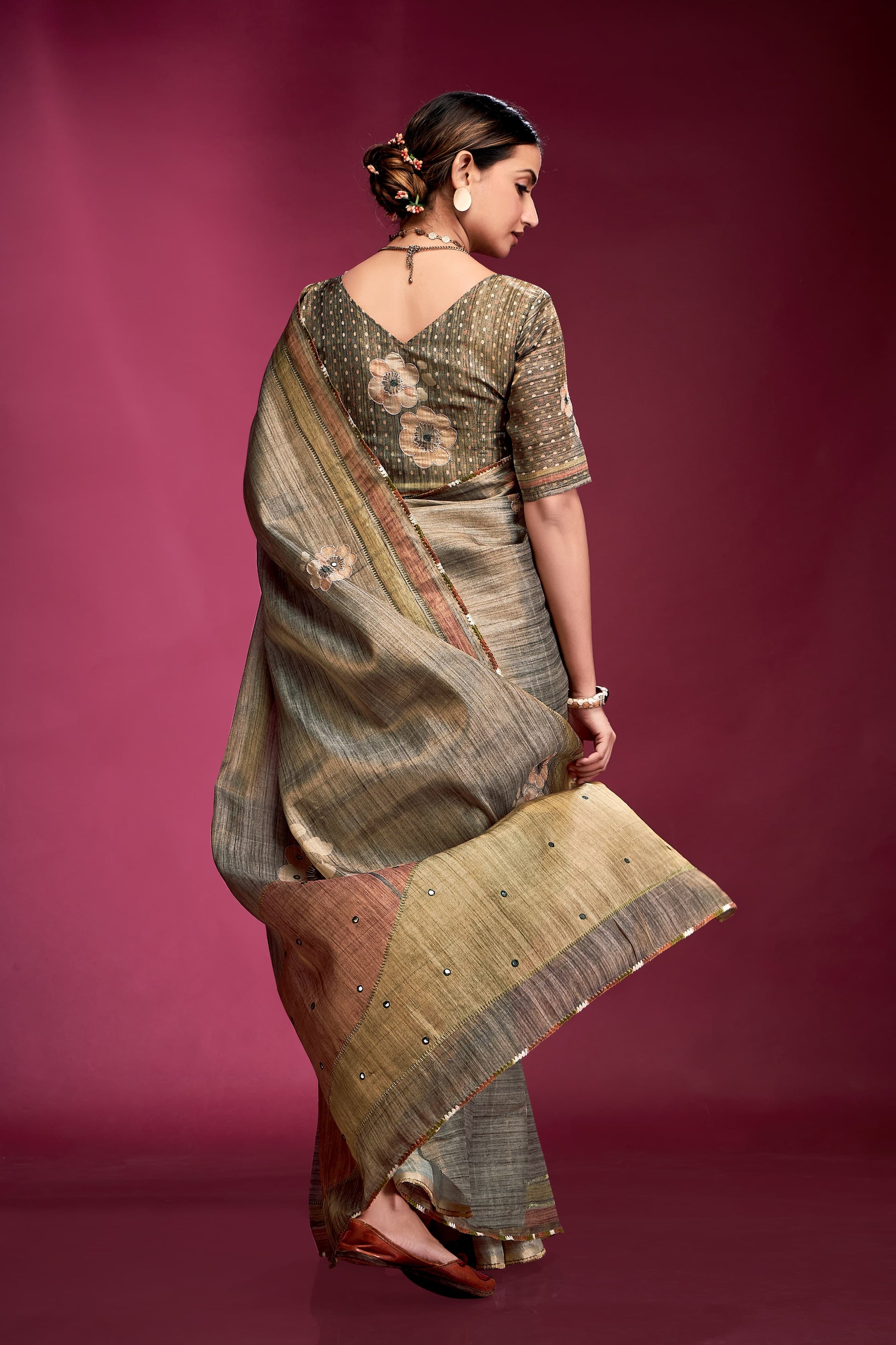 Grey colour Saree look
