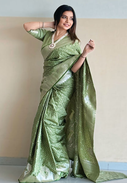 Green Banarasi Saree for Wedding
