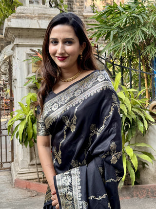 Black Silk Saree for Wedding
