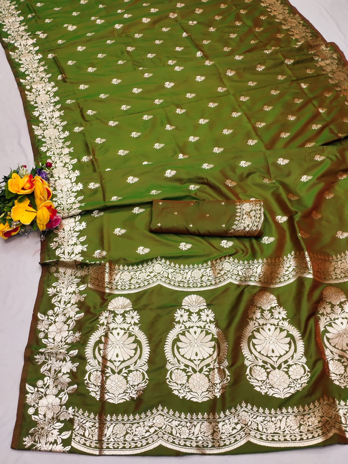 Mehendi color banarasi silk saree with blouse online shopping