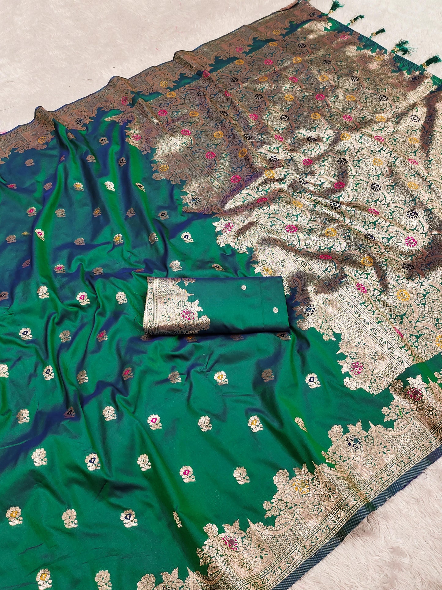 Green color banarasi silk saree for wedding