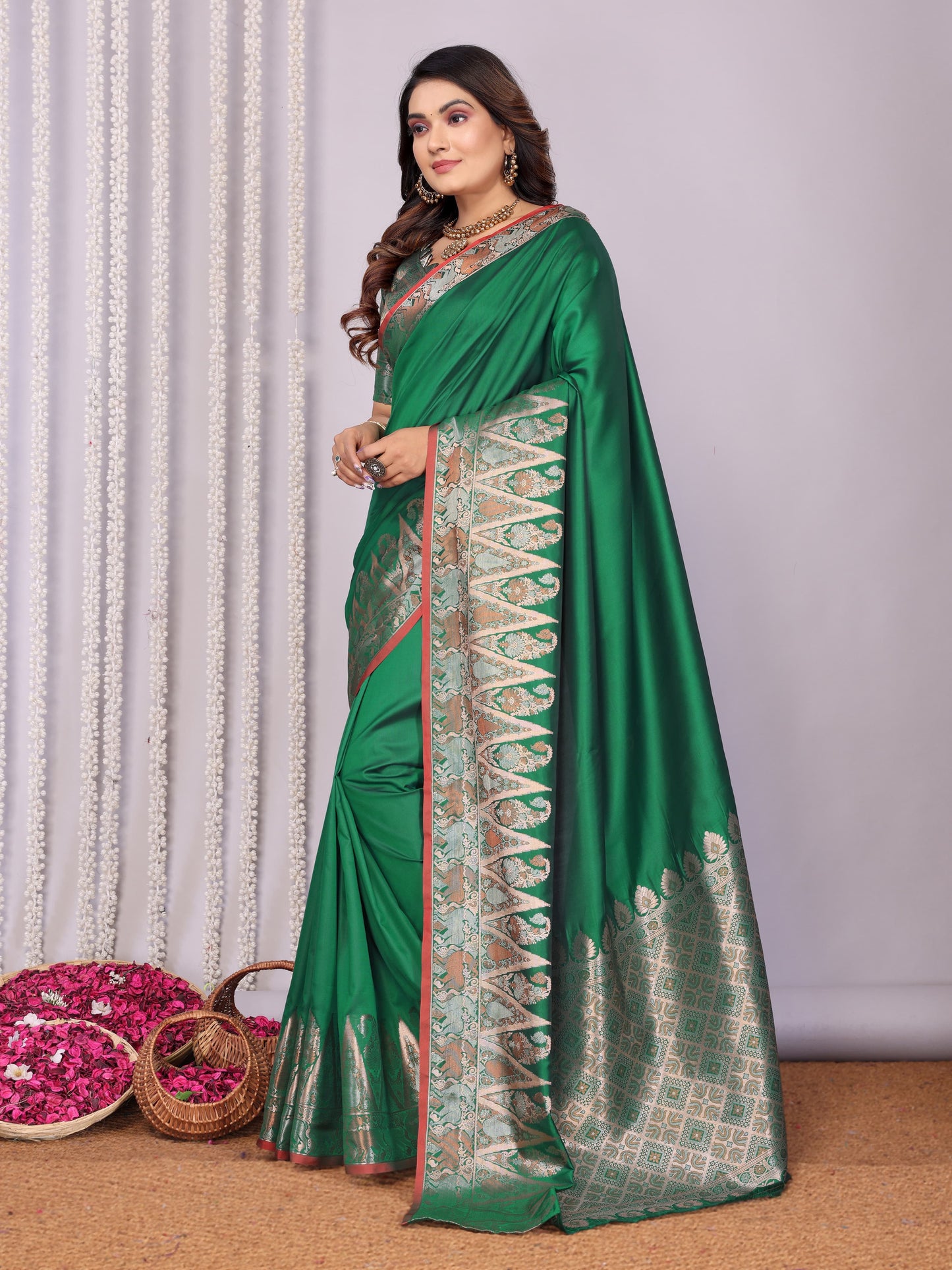 Green color silk weaving saree with blouse online