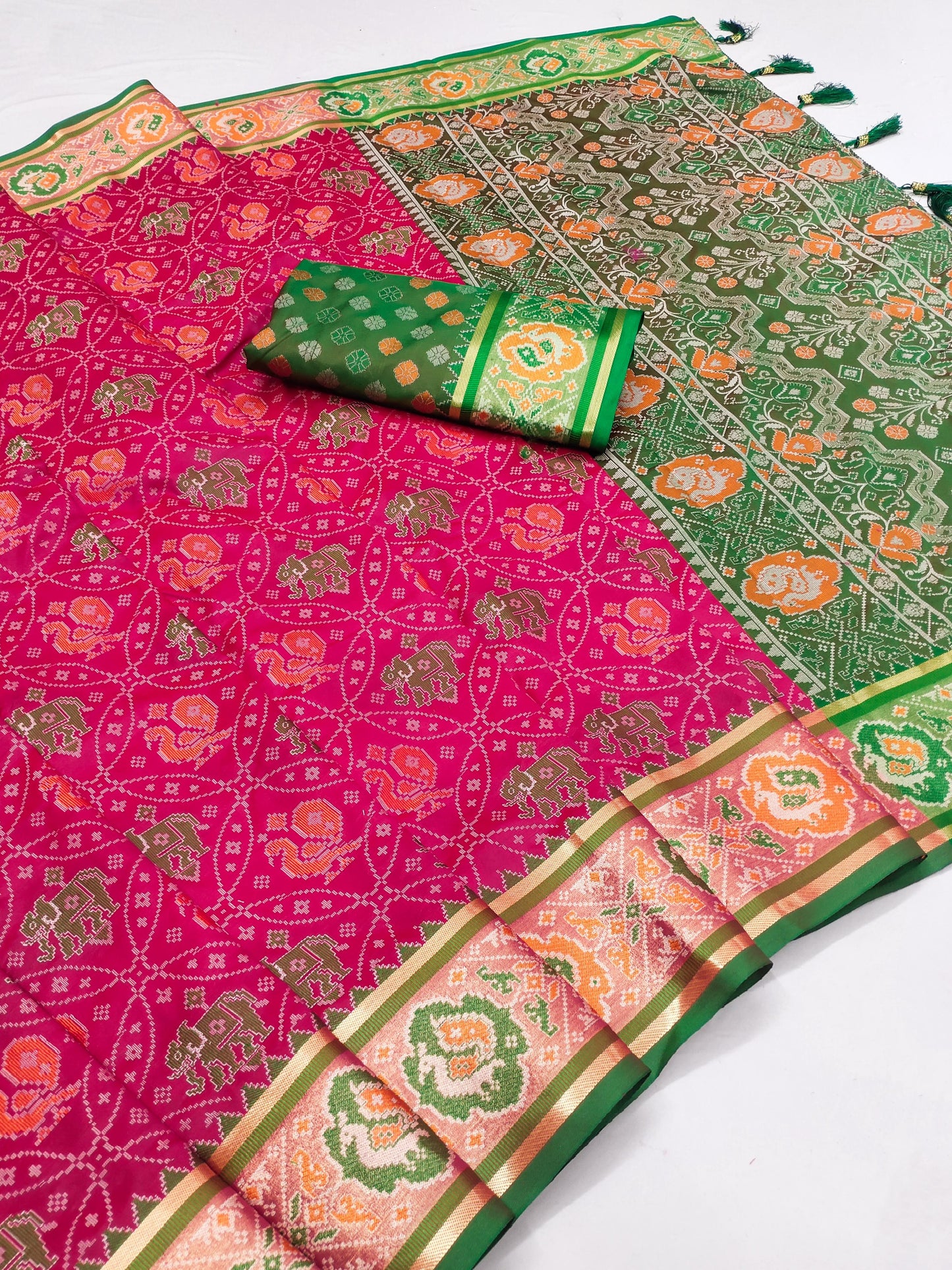 Presenting Green Color Patola Silk Weaving Saree For Farewell Party