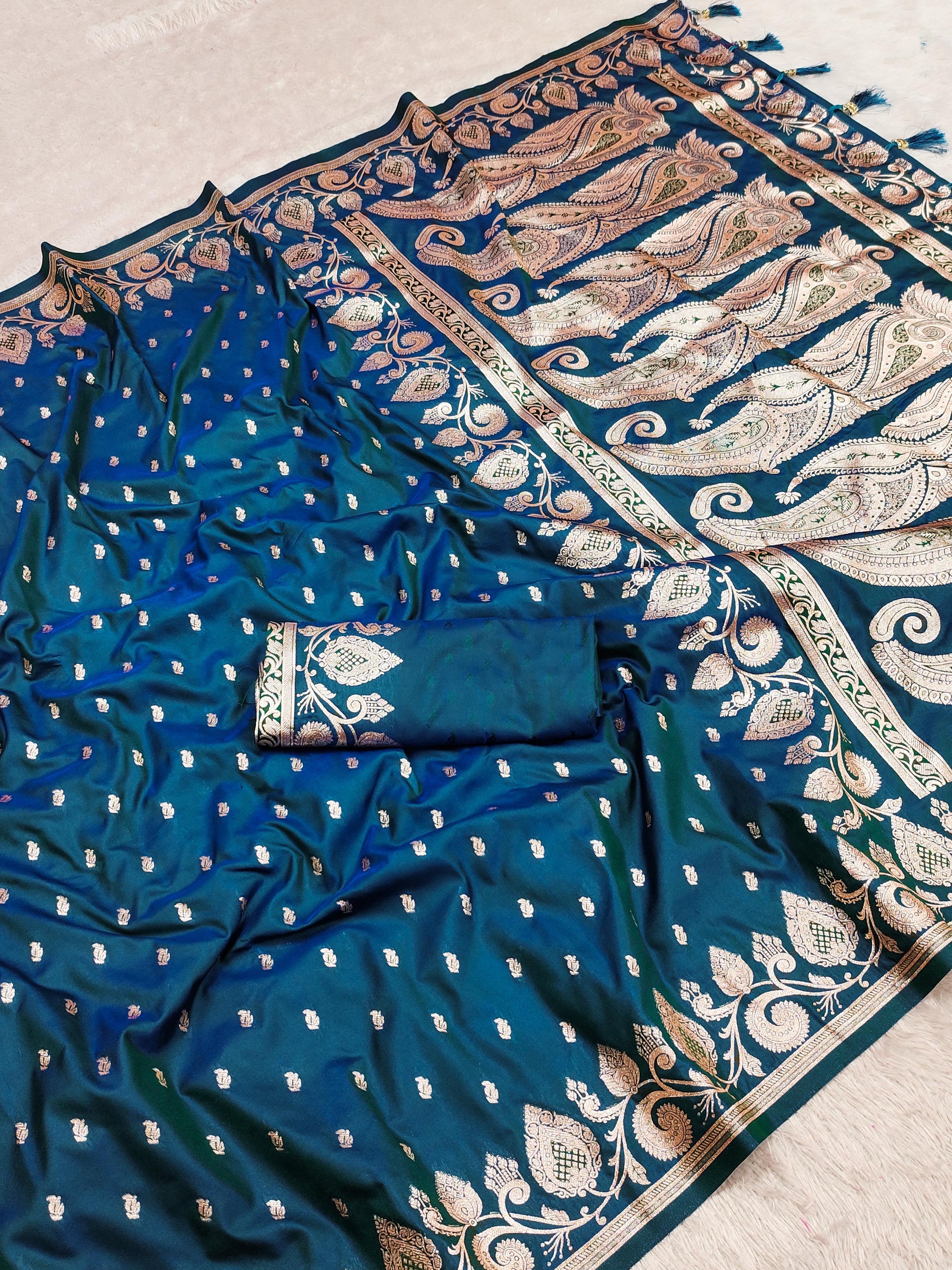 Pure banarasi silk saree price
