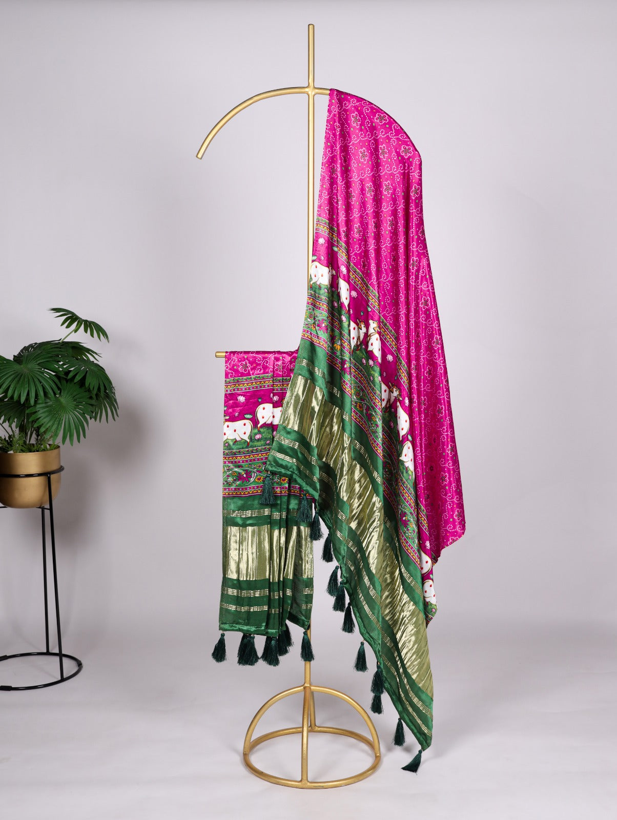 Dark pink color gaji silk dupatta