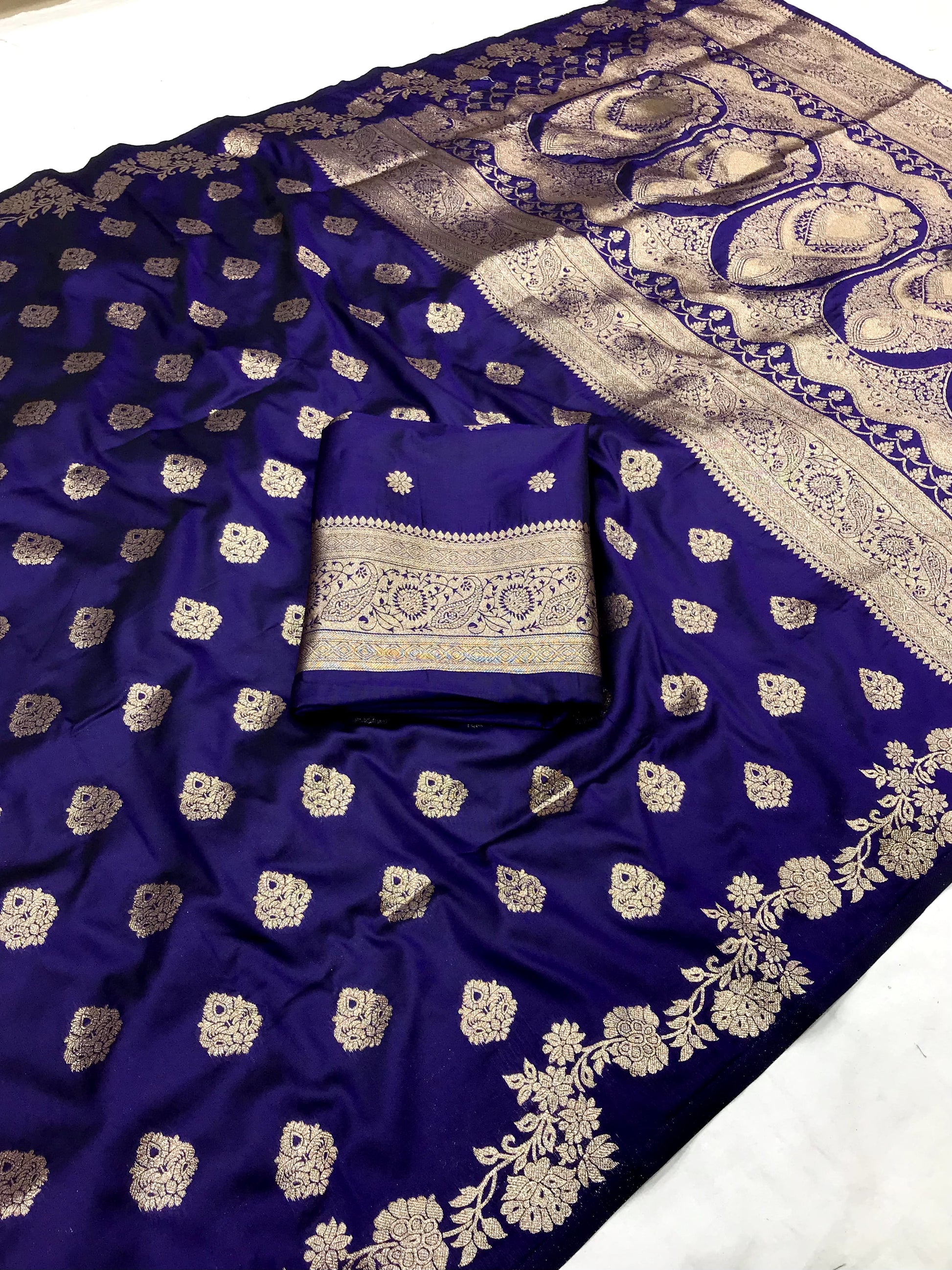 Purple color banarasi silk saree with blouse online shopping