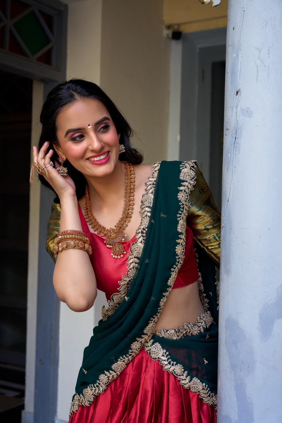 Red color narayan pattu lehenga choli with dupatta online