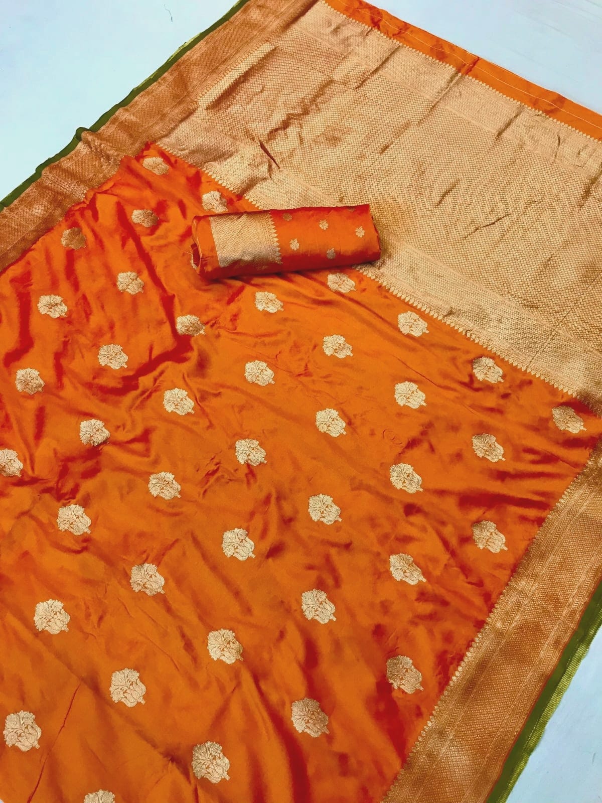 Yellow color banarasi silk saree with blouse online
