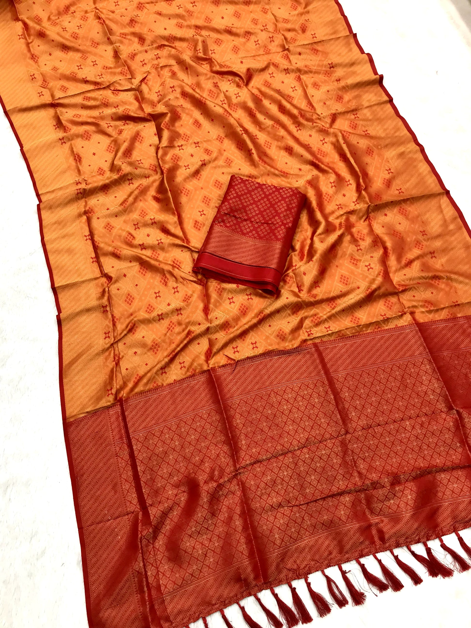 Orange color handloom silk saree with blouse online