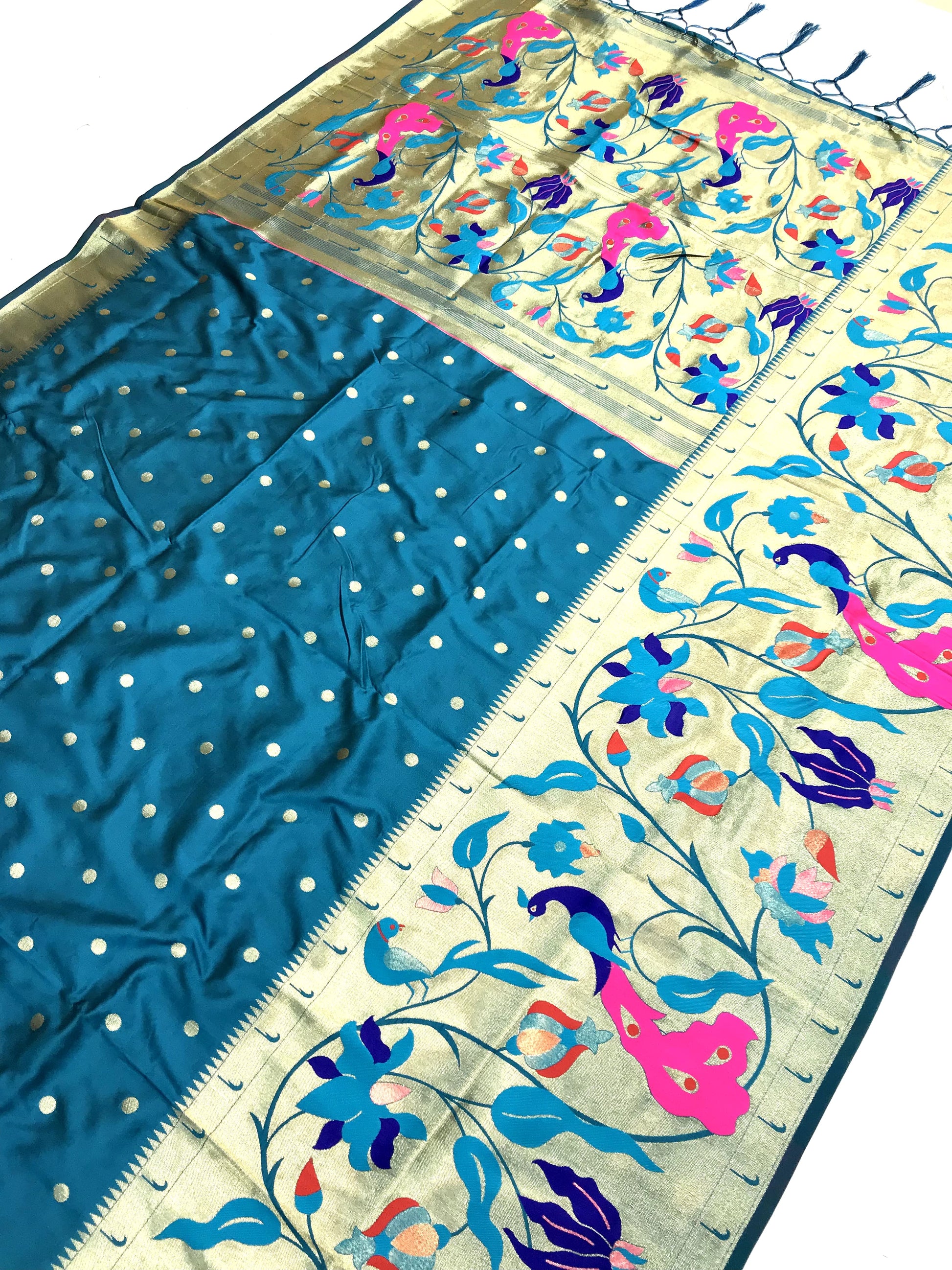 Rama color paithani silk saree for Party