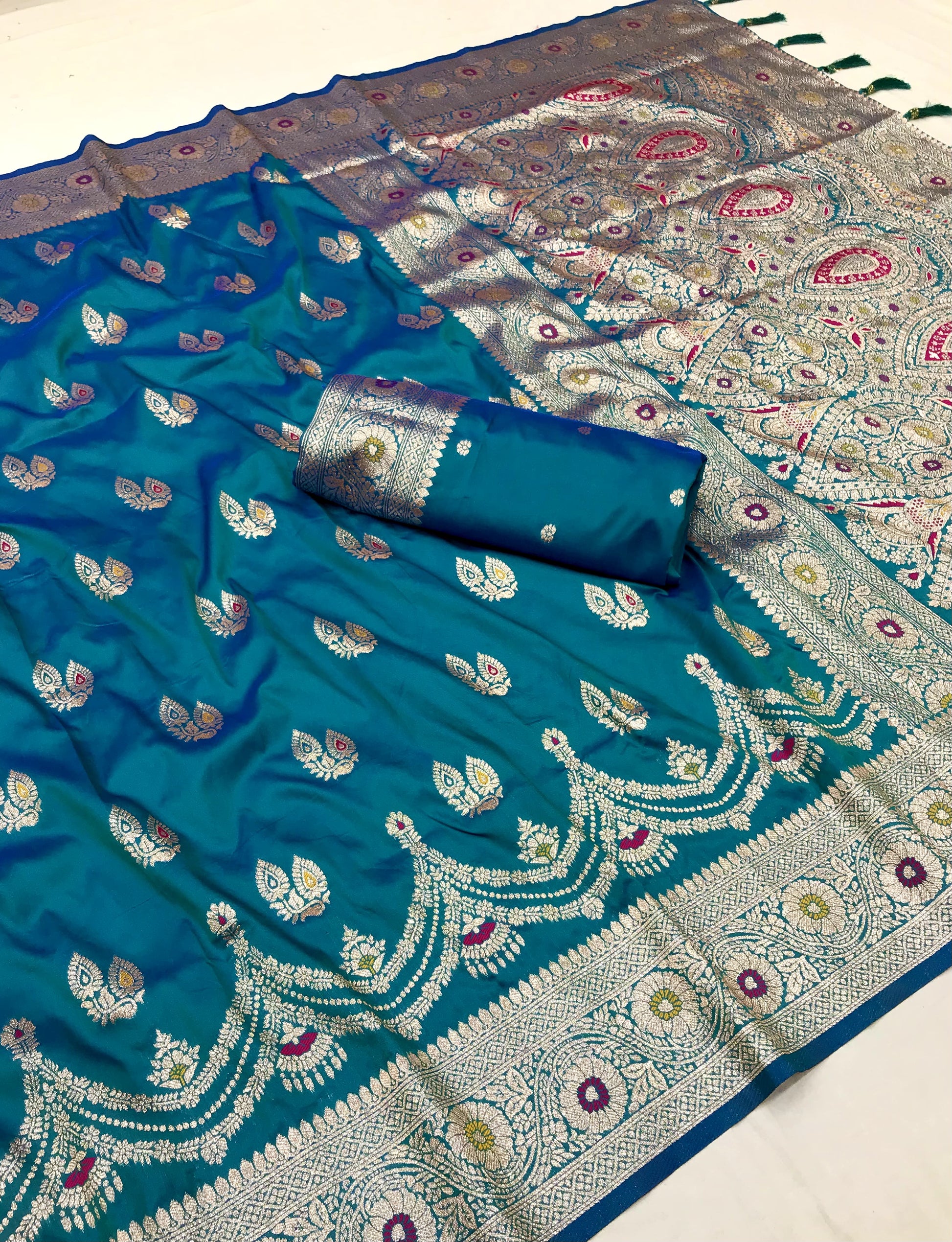 Rama color banarasi silk saree with blouse for wedding