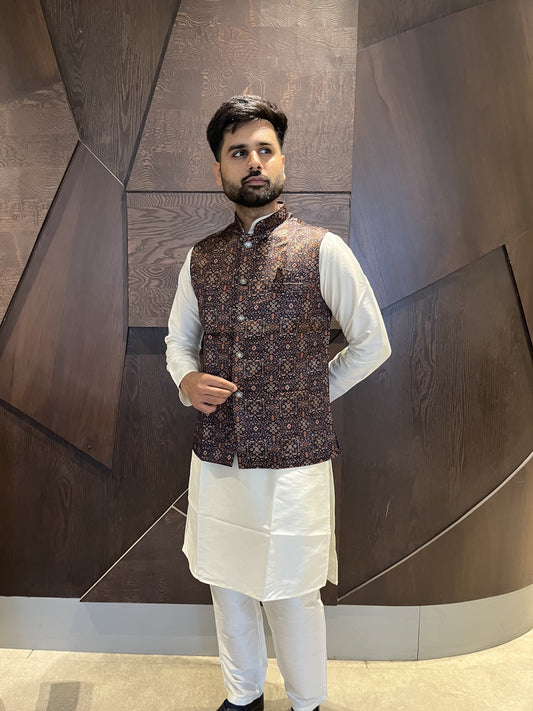 Men blue color cotton kurta pajama with jacket
