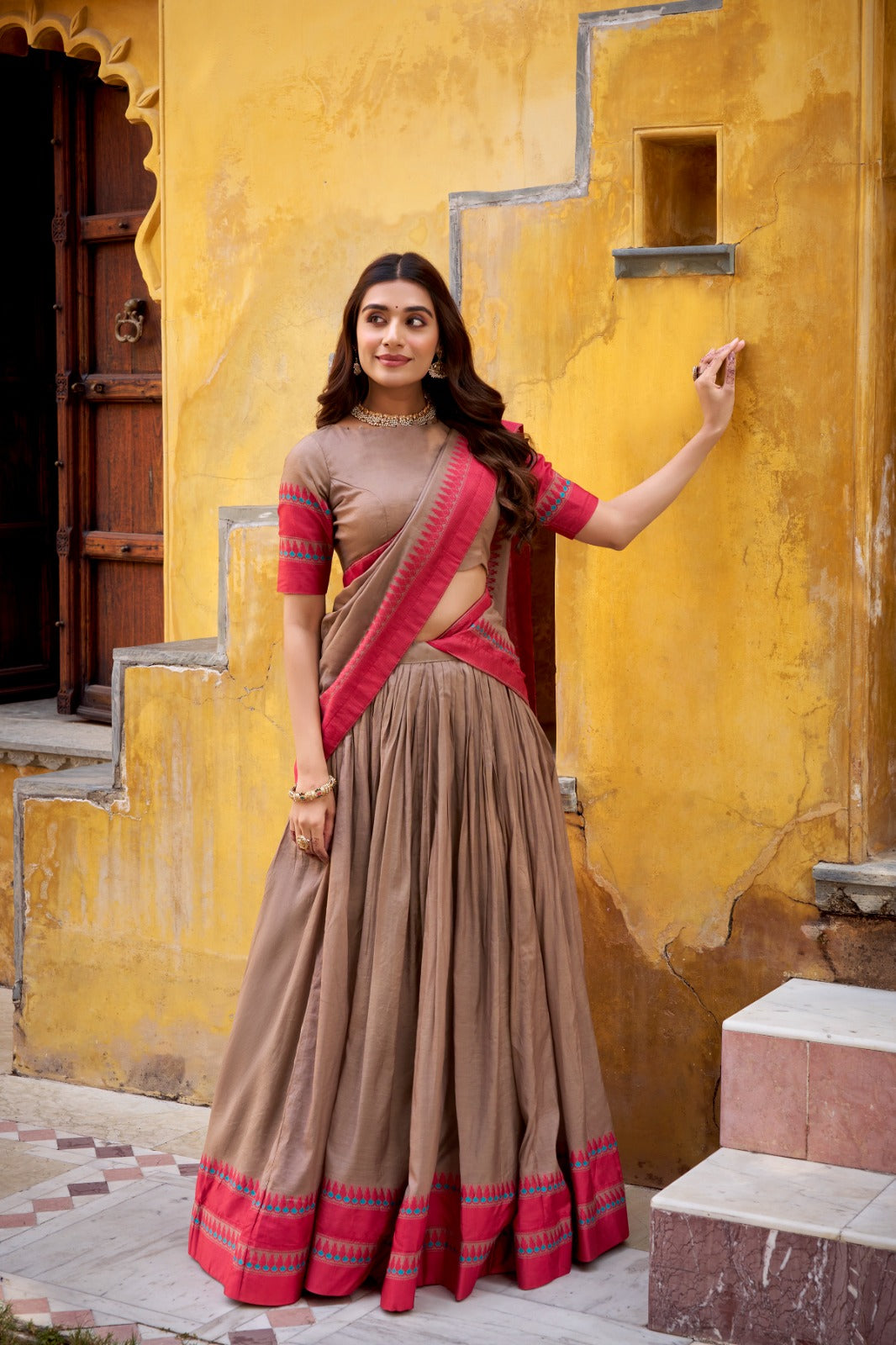 Indian lehenga for wedding ragthm