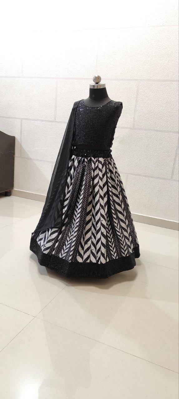 Black georgette lehenga online shopping
