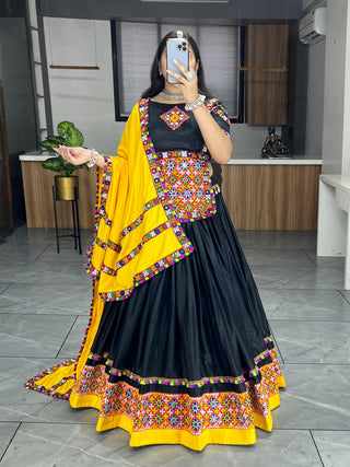 bollywood navratri ghagra choli