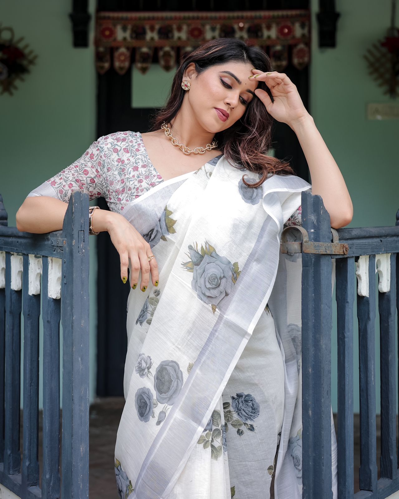White color linen printed saree with blouse online