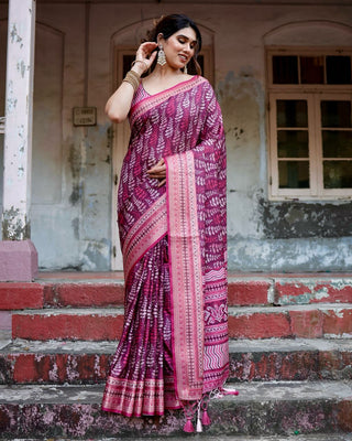 Simple dark pink saree for wedding