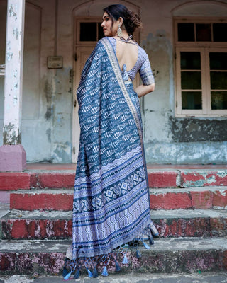 Simple blue silk saree for wedding